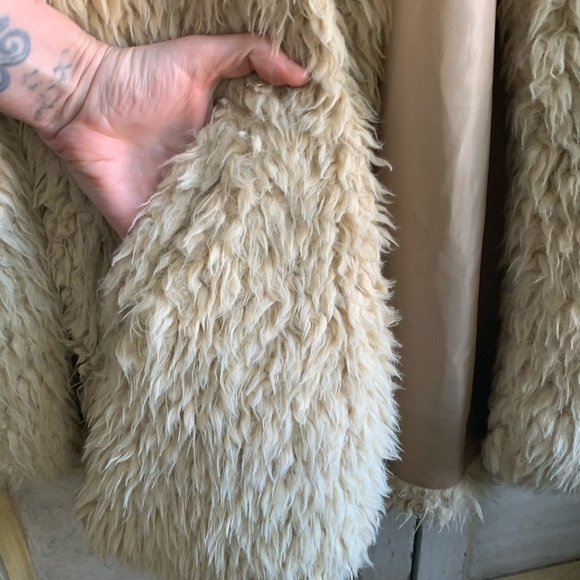 BP Tan Teddy Bear Open Furry Coat size S - Picture 4 of 10